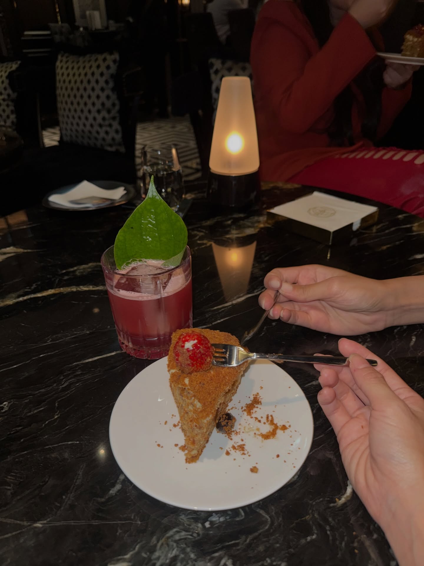 ดรีม - ณัฐณิชา เหลืองอนันต์คุณ