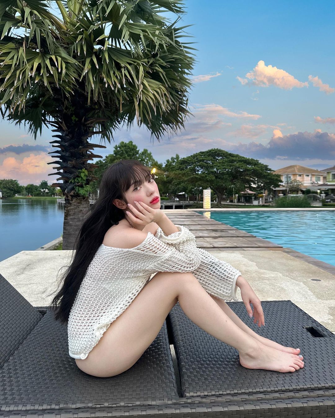 พลอยชมพู - ญานนีน ภารวี ไวเกล