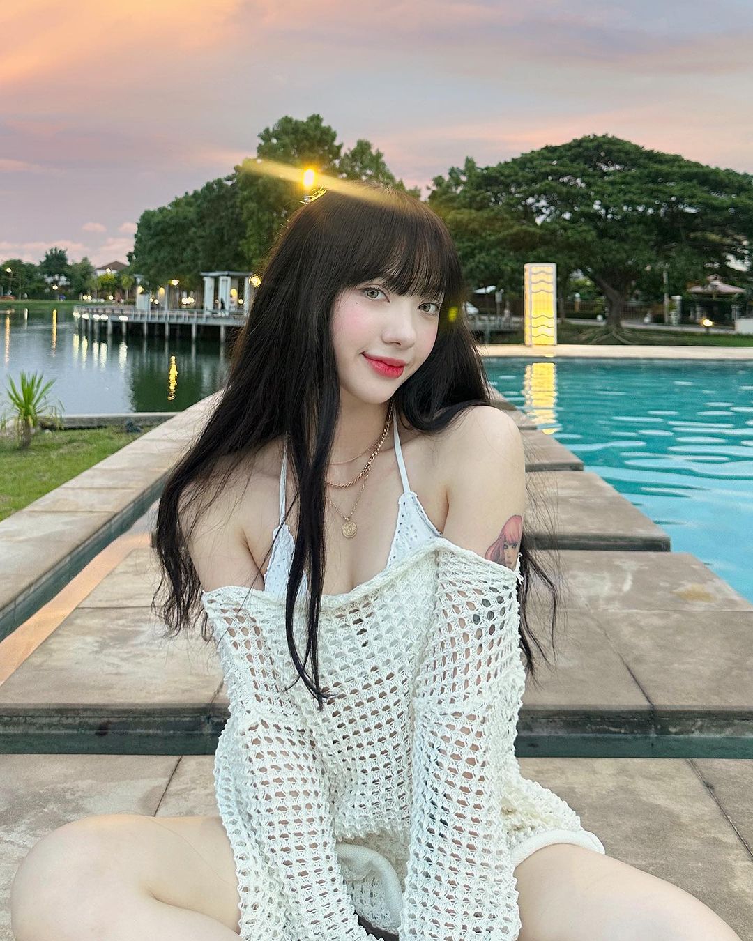 พลอยชมพู - ญานนีน ภารวี ไวเกล