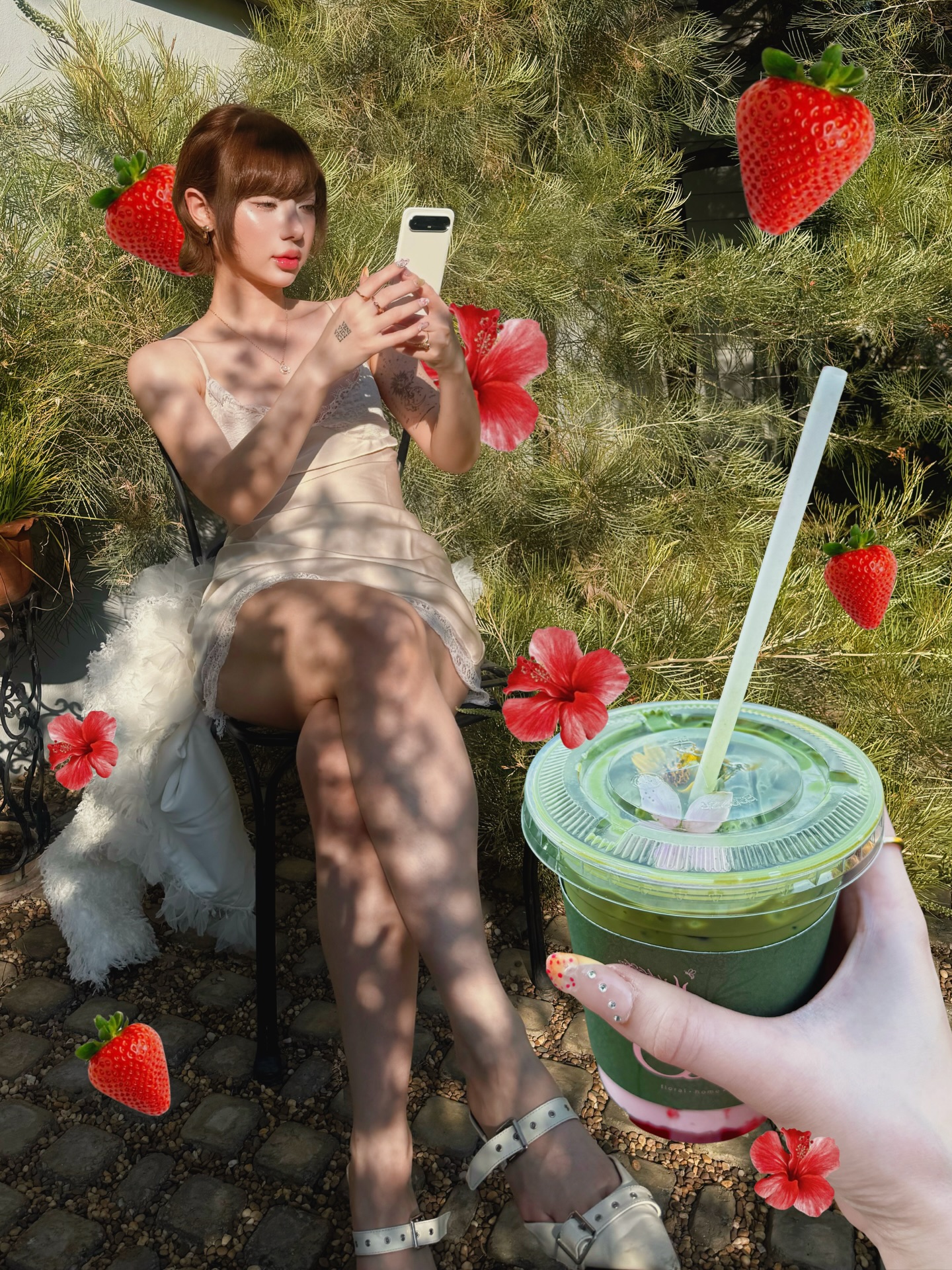 พลอยชมพู - ญานนีน ภารวี ไวเกล