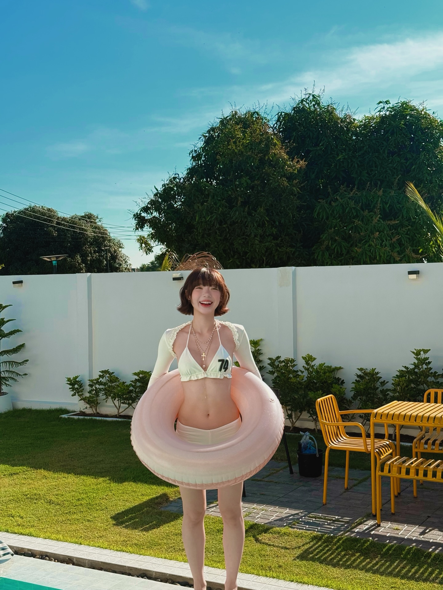 พลอยชมพู - ญานนีน ภารวี ไวเกล