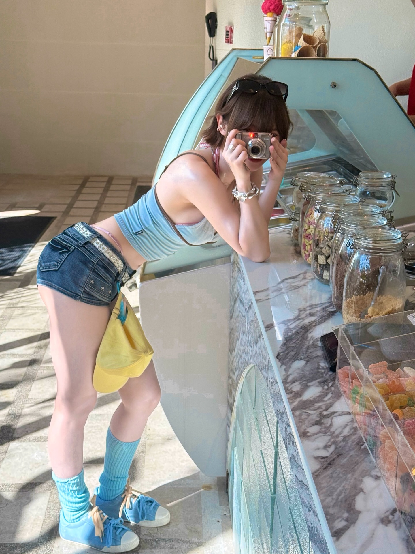 พลอยชมพู - ญานนีน ภารวี ไวเกล