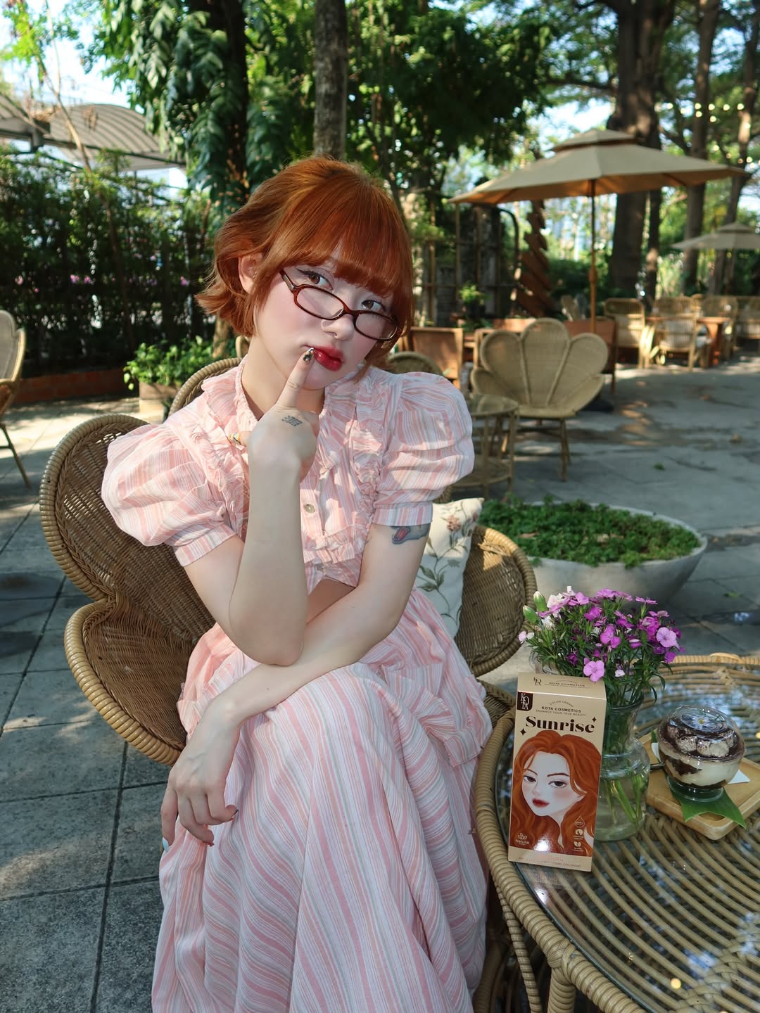 พลอยชมพู - ญานนีน ภารวี ไวเกล