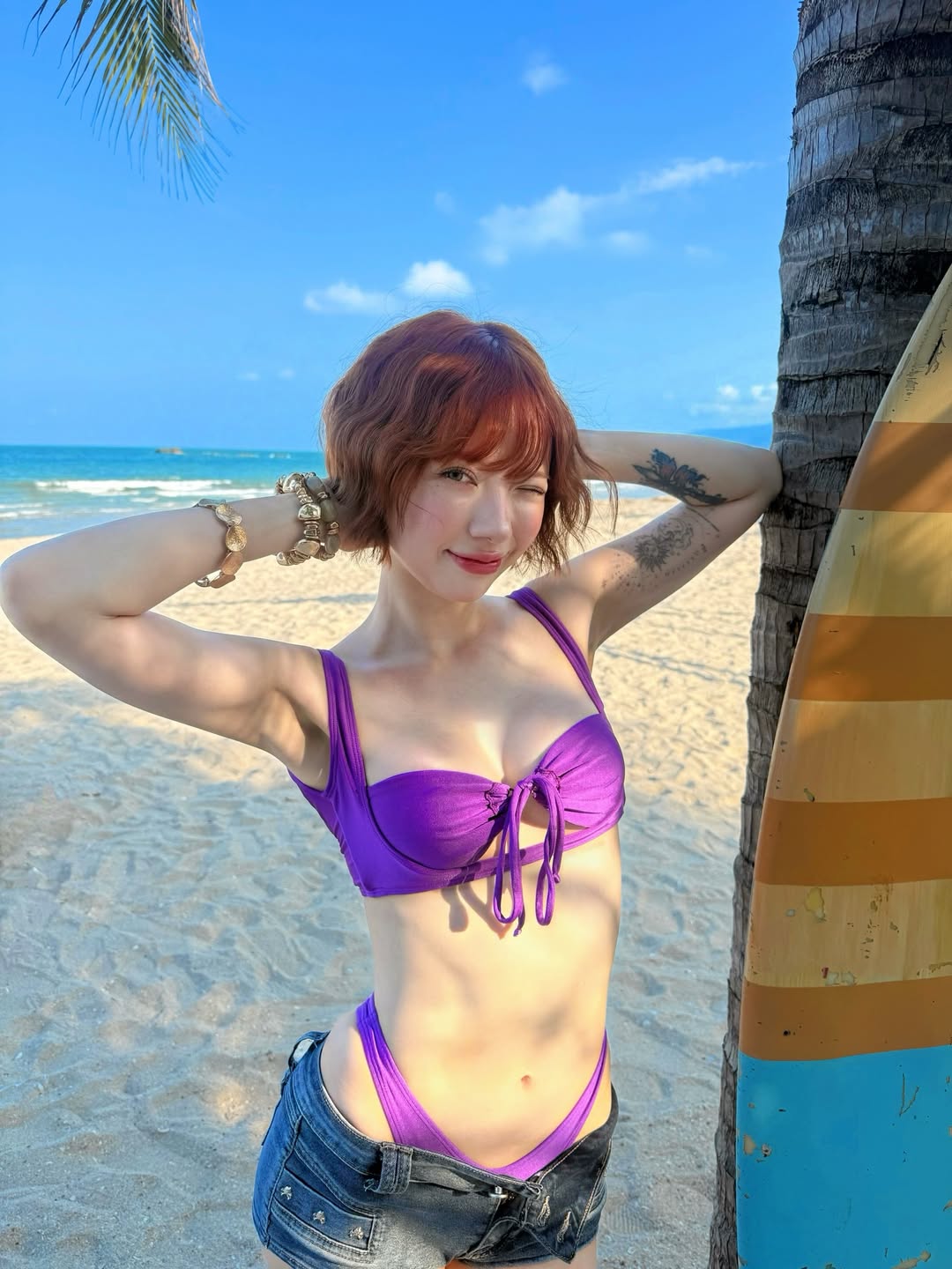 พลอยชมพู - ญานนีน ภารวี ไวเกล