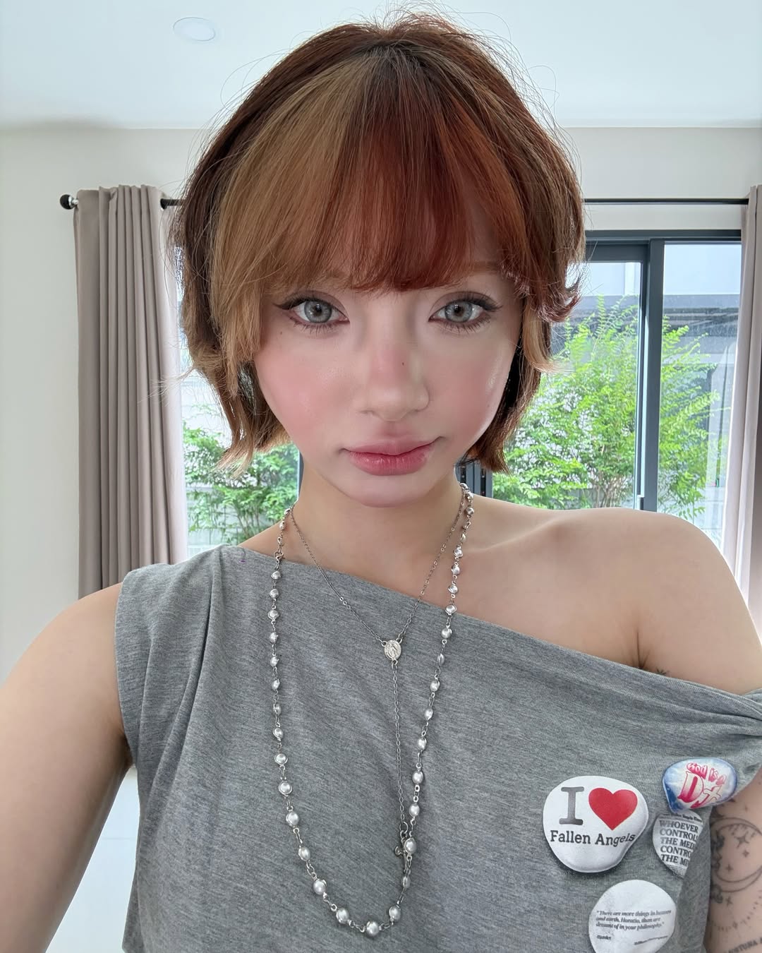 พลอยชมพู - ญานนีน ภารวี ไวเกล