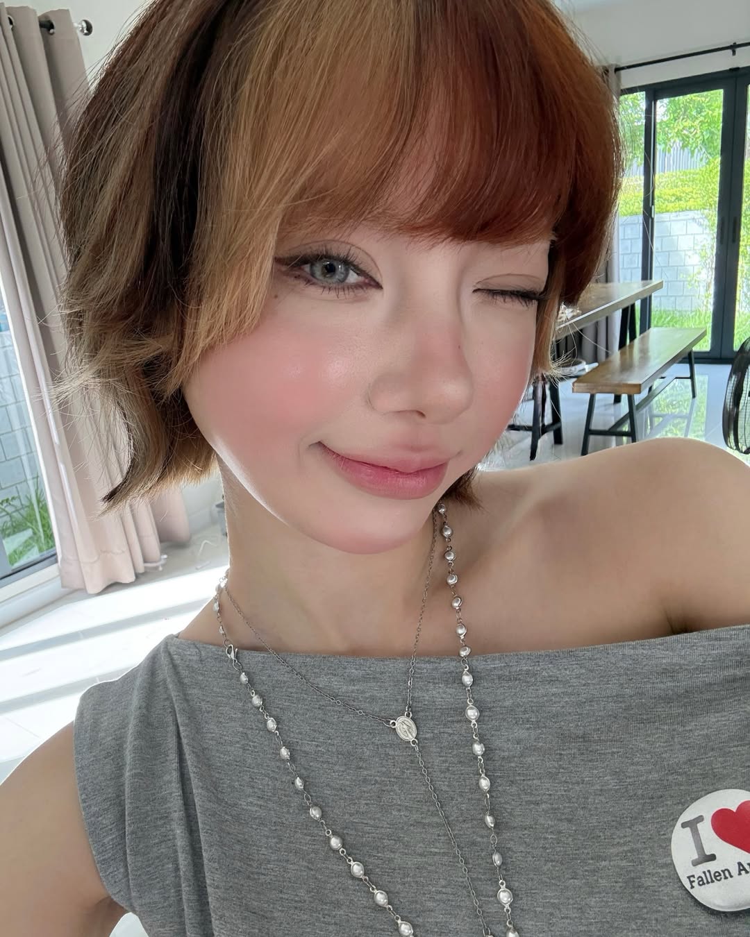 พลอยชมพู - ญานนีน ภารวี ไวเกล