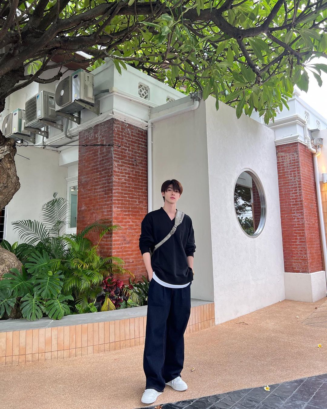 บลู - พงศ์ทิวัตถ์ ตั้งวันเจริญ