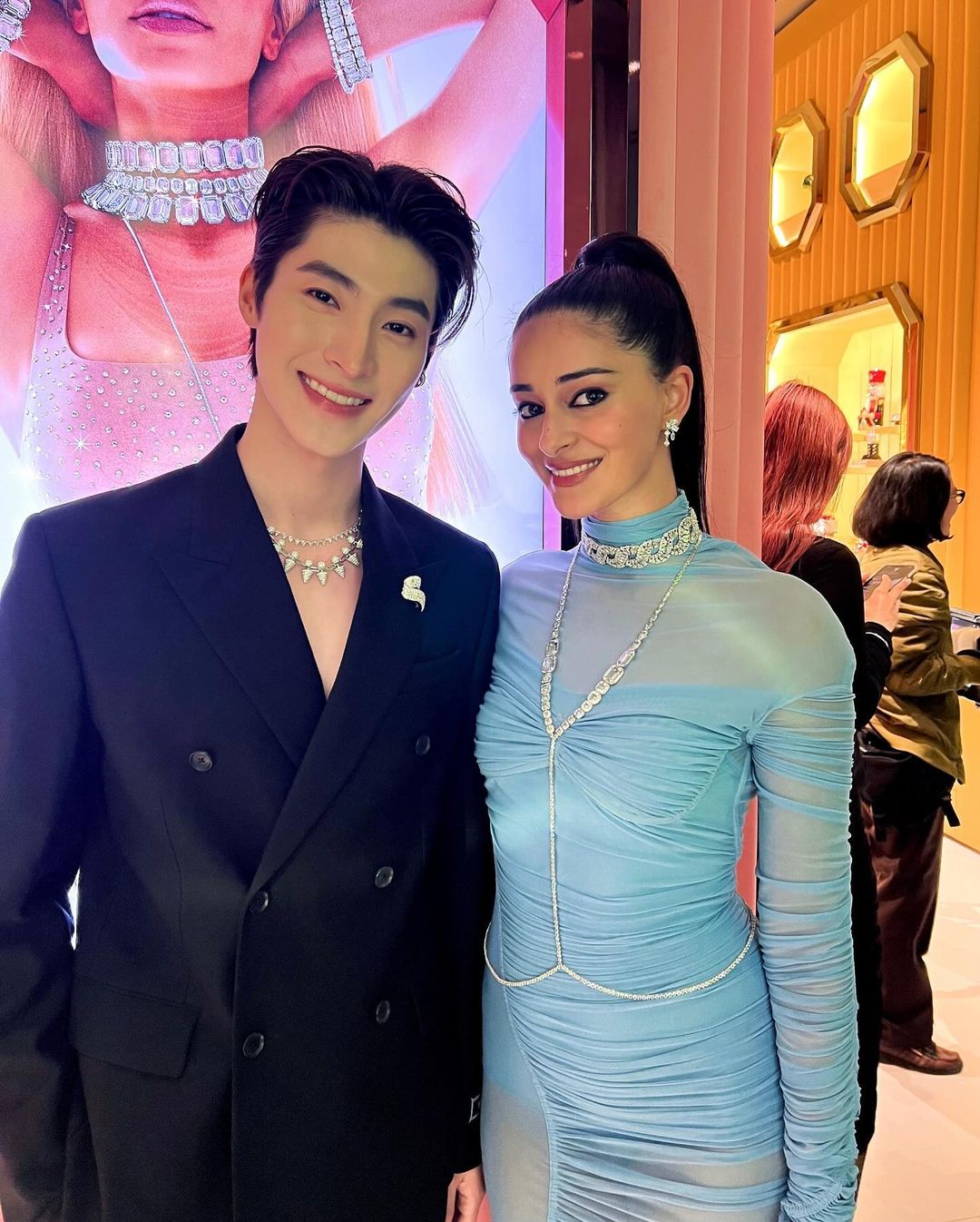 บลู - พงศ์ทิวัตถ์ ตั้งวันเจริญ