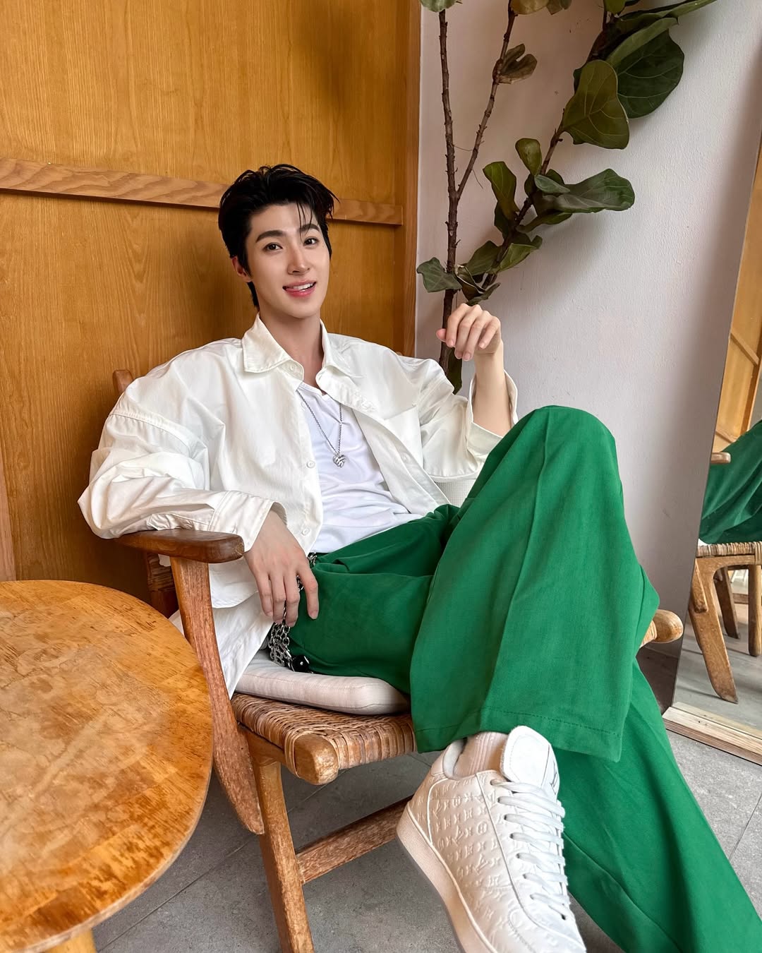 บลู - พงศ์ทิวัตถ์ ตั้งวันเจริญ