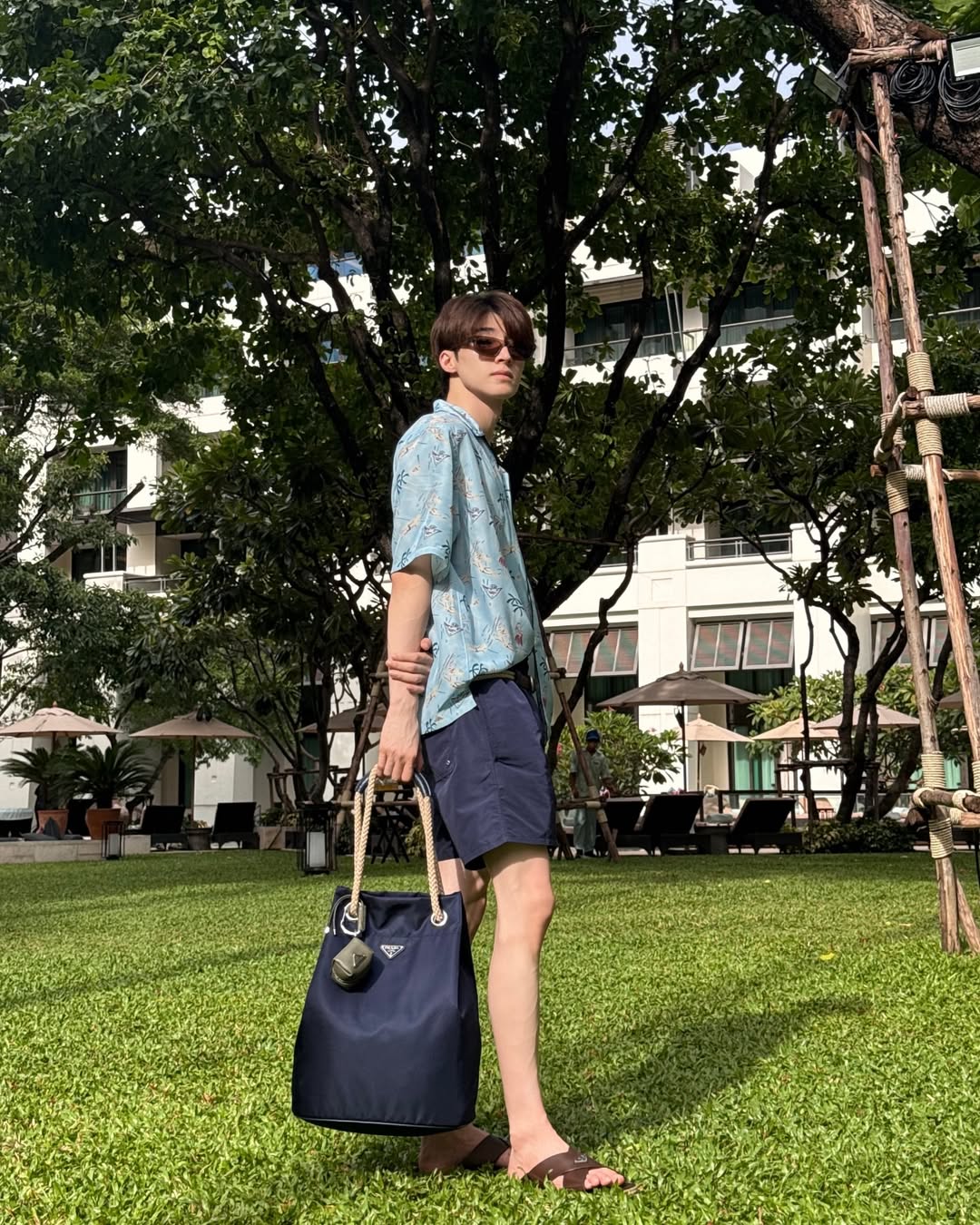 บลู - พงศ์ทิวัตถ์ ตั้งวันเจริญ