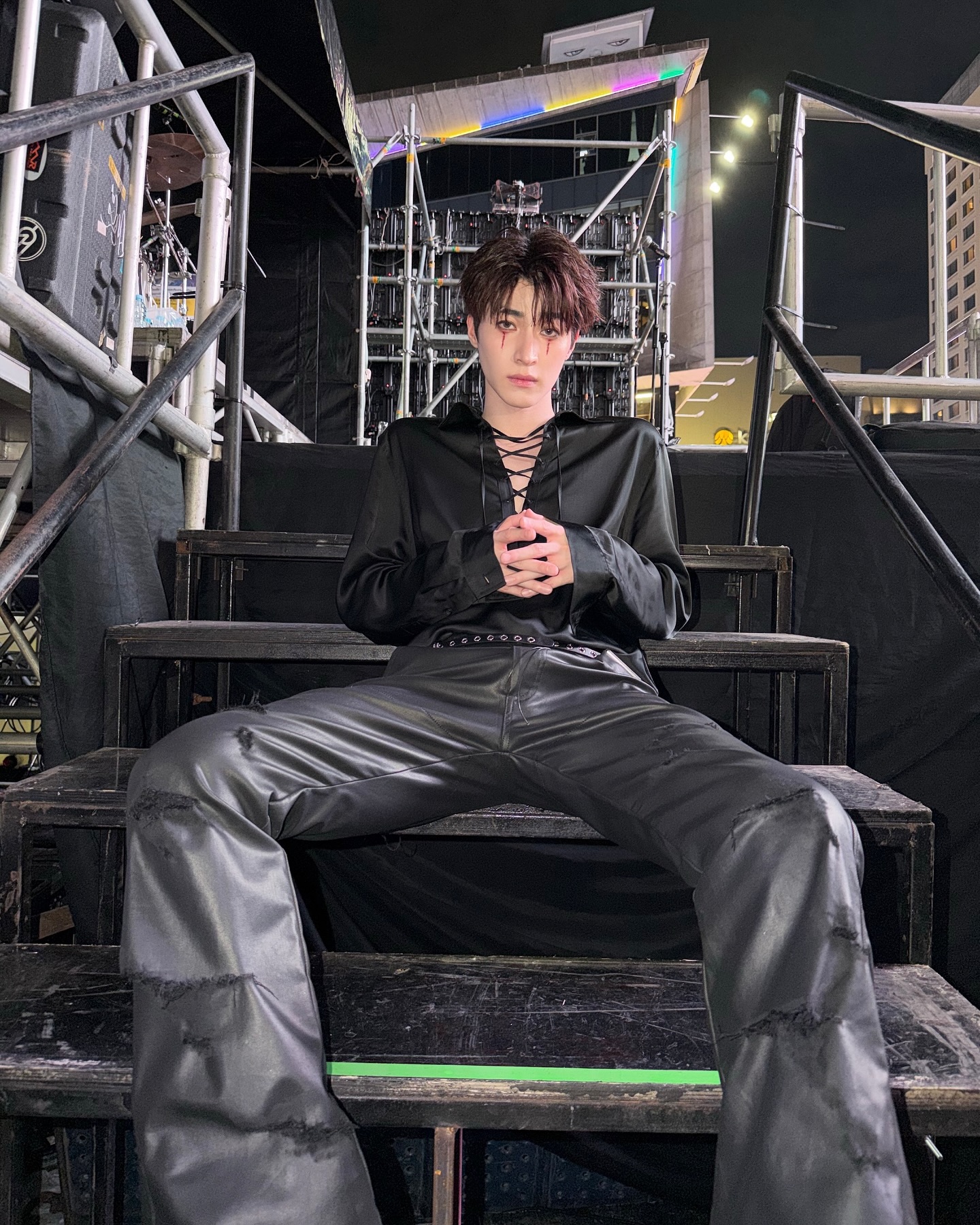 บลู - พงศ์ทิวัตถ์ ตั้งวันเจริญ