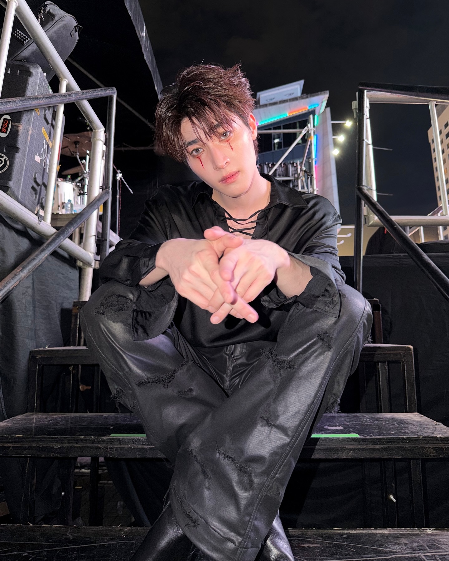 บลู - พงศ์ทิวัตถ์ ตั้งวันเจริญ