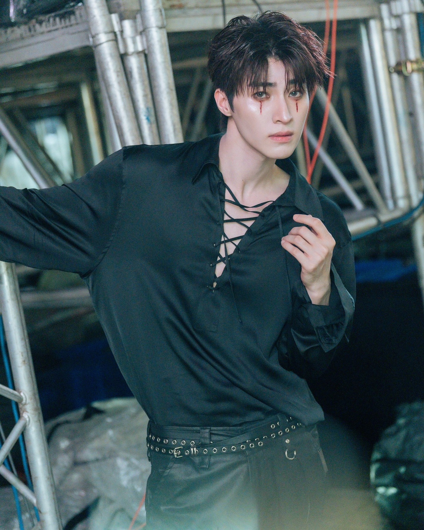 บลู - พงศ์ทิวัตถ์ ตั้งวันเจริญ