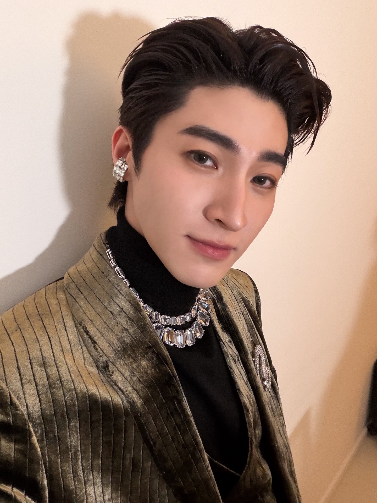 บลู - พงศ์ทิวัตถ์ ตั้งวันเจริญ