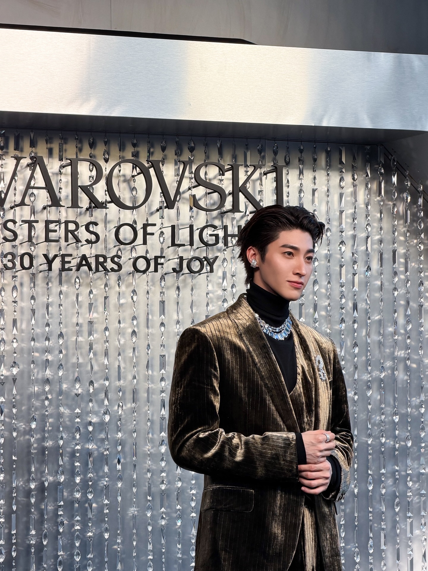 บลู - พงศ์ทิวัตถ์ ตั้งวันเจริญ