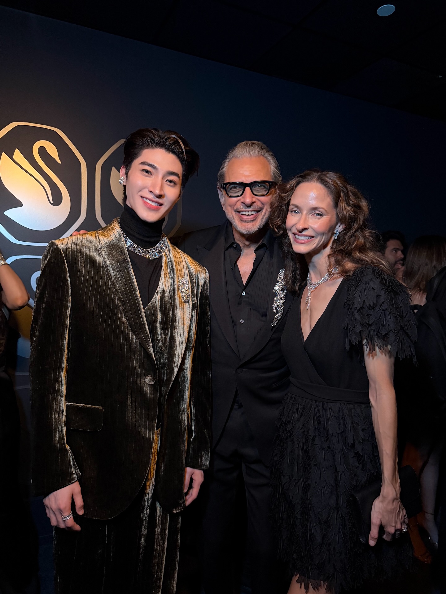 บลู - พงศ์ทิวัตถ์ ตั้งวันเจริญ