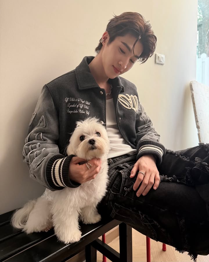 บลู - พงศ์ทิวัตถ์ ตั้งวันเจริญ