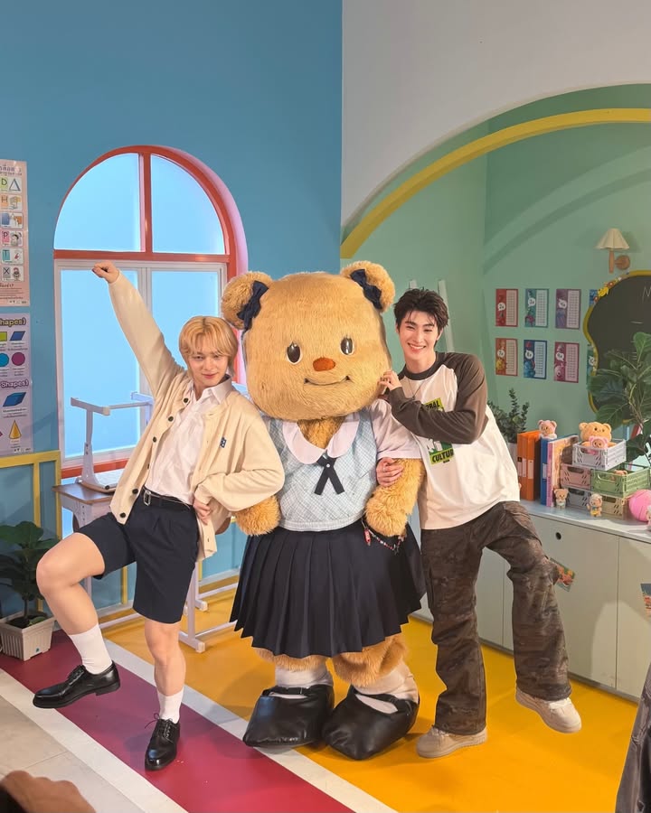 บลู - พงศ์ทิวัตถ์ ตั้งวันเจริญ