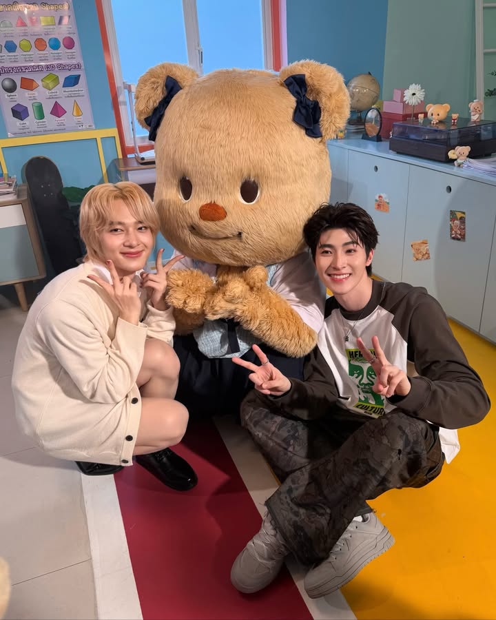 บลู - พงศ์ทิวัตถ์ ตั้งวันเจริญ