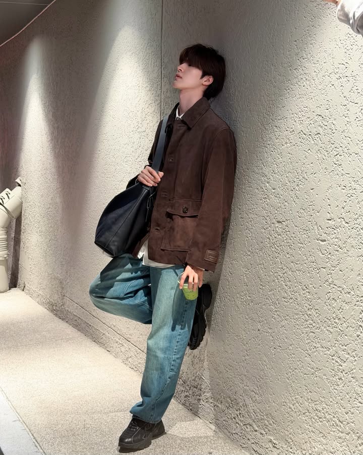 บลู - พงศ์ทิวัตถ์ ตั้งวันเจริญ