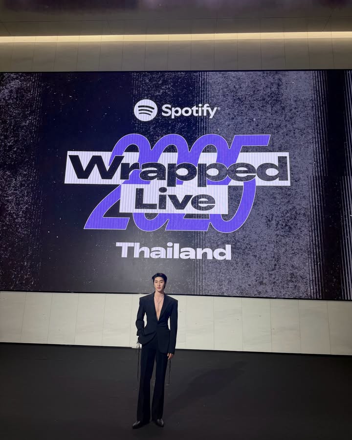 บลู - พงศ์ทิวัตถ์ ตั้งวันเจริญ