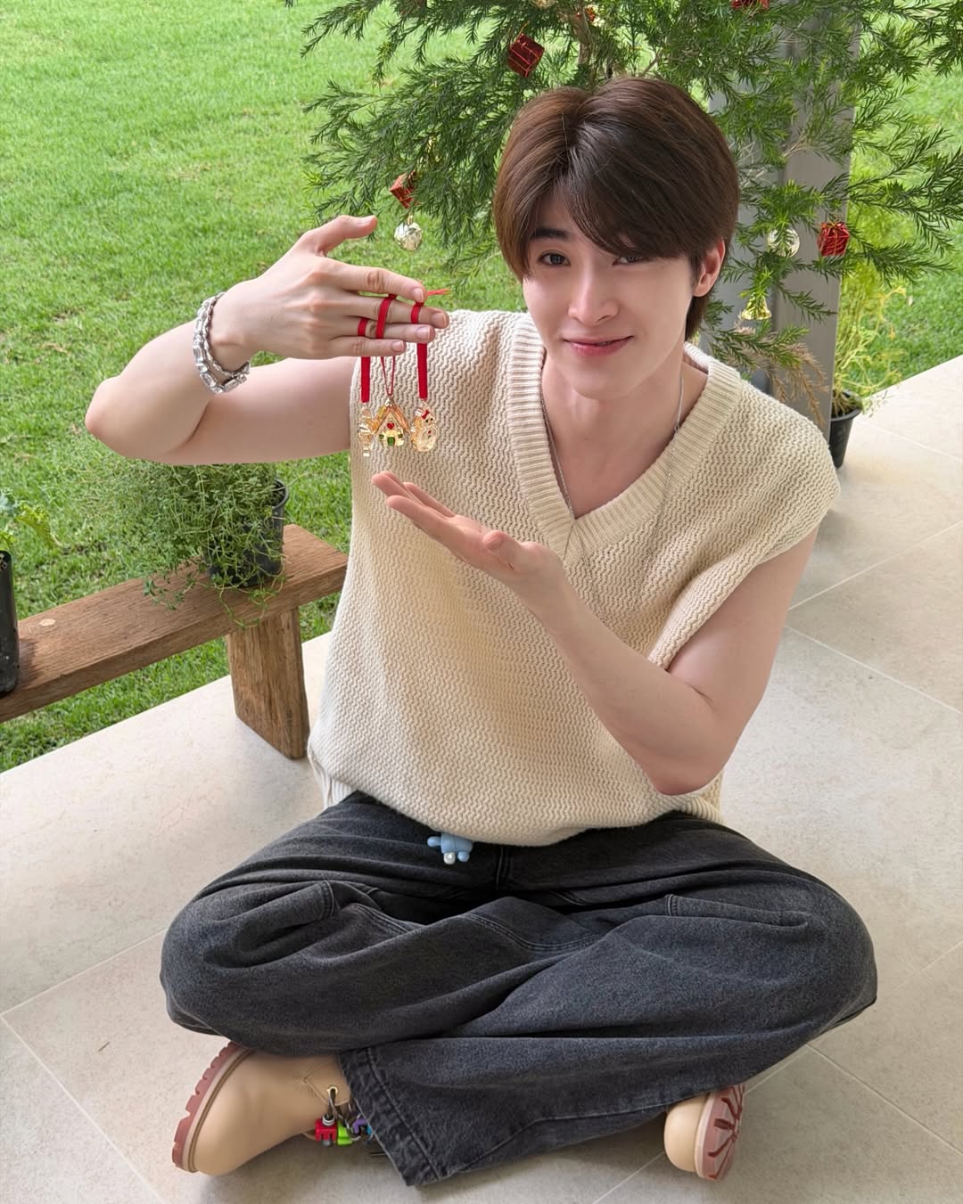 บลู - พงศ์ทิวัตถ์ ตั้งวันเจริญ