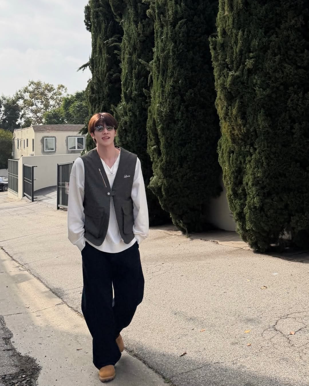 บลู - พงศ์ทิวัตถ์ ตั้งวันเจริญ