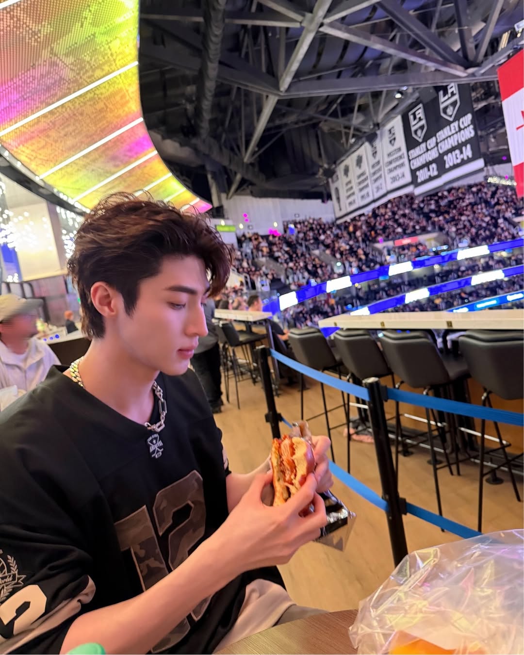 บลู - พงศ์ทิวัตถ์ ตั้งวันเจริญ