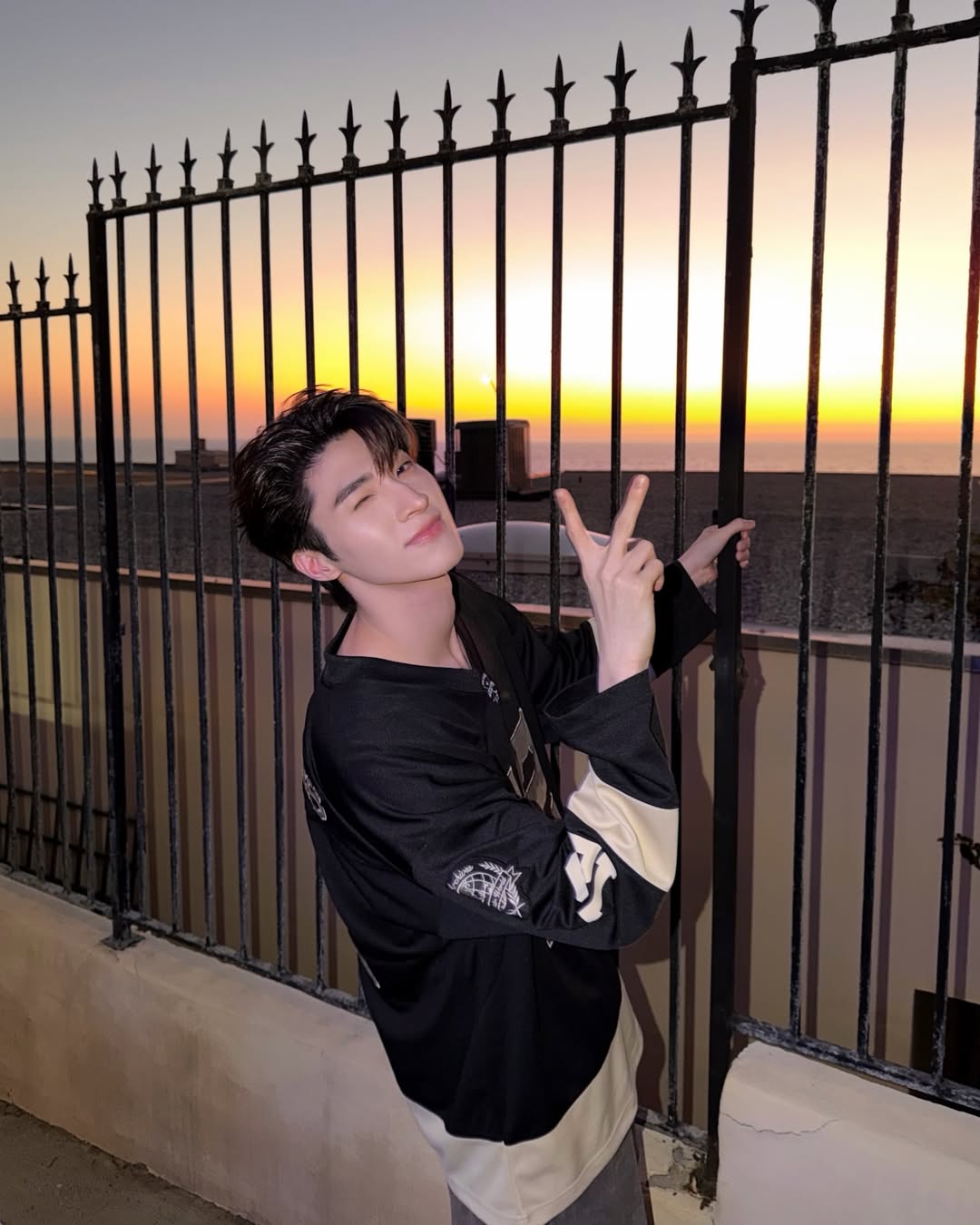 บลู - พงศ์ทิวัตถ์ ตั้งวันเจริญ