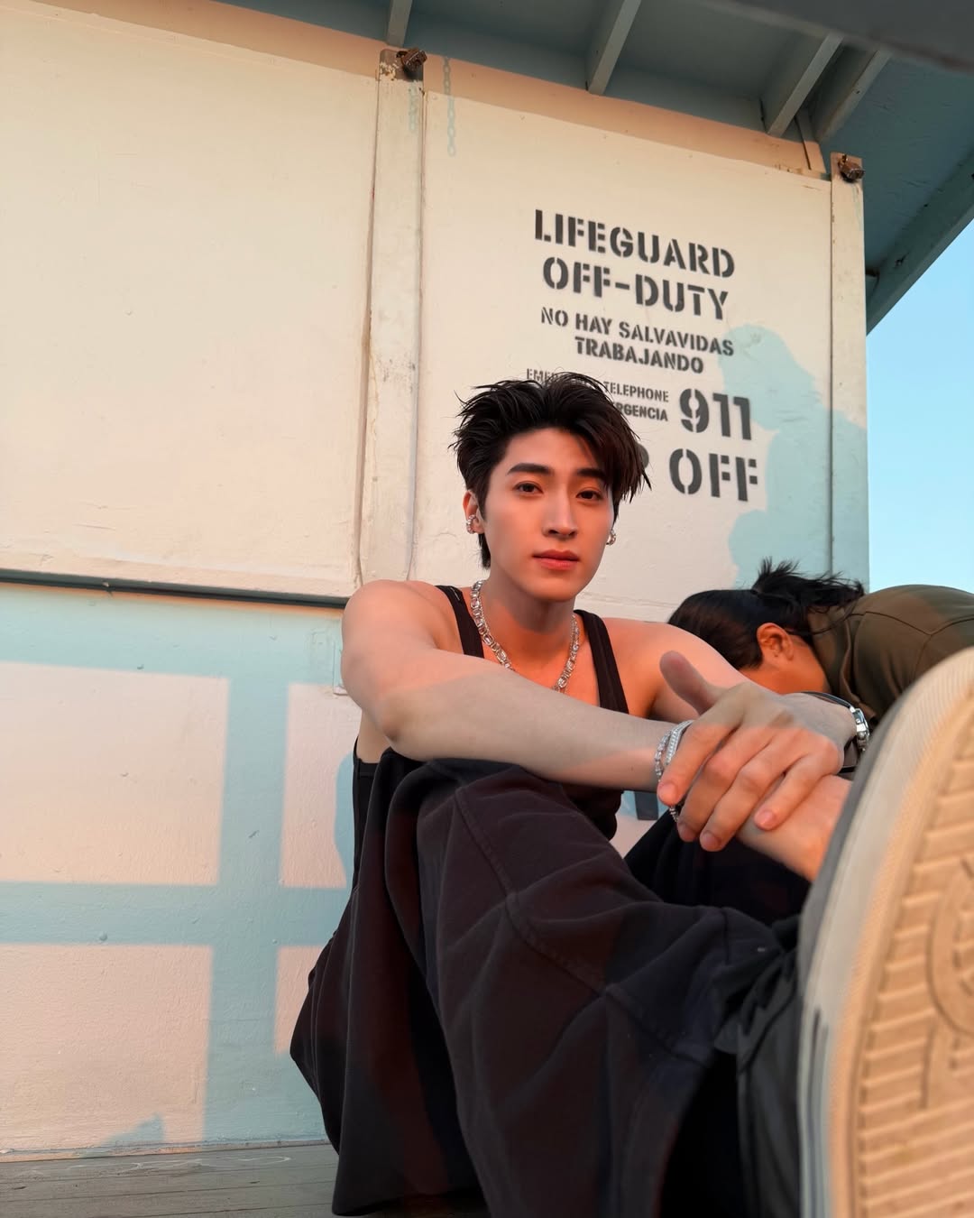 บลู - พงศ์ทิวัตถ์ ตั้งวันเจริญ