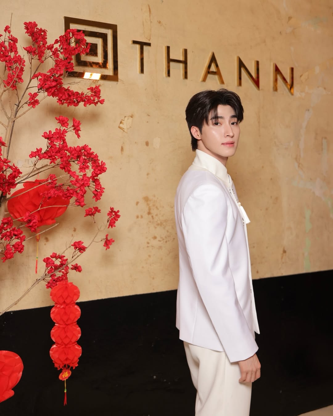 บลู - พงศ์ทิวัตถ์ ตั้งวันเจริญ