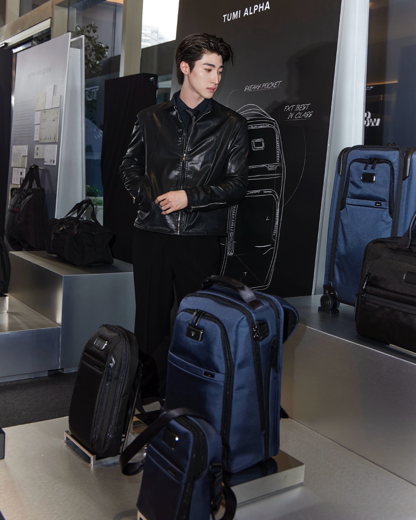 บลู - พงศ์ทิวัตถ์ ตั้งวันเจริญ