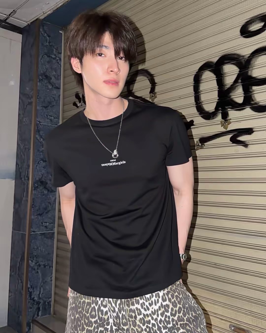 บลู - พงศ์ทิวัตถ์ ตั้งวันเจริญ