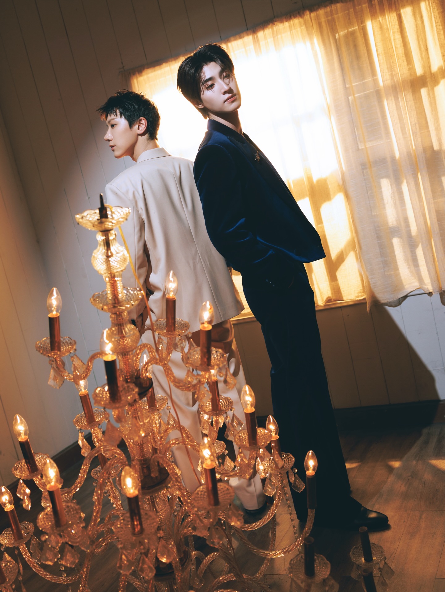 บลู - พงศ์ทิวัตถ์ ตั้งวันเจริญ