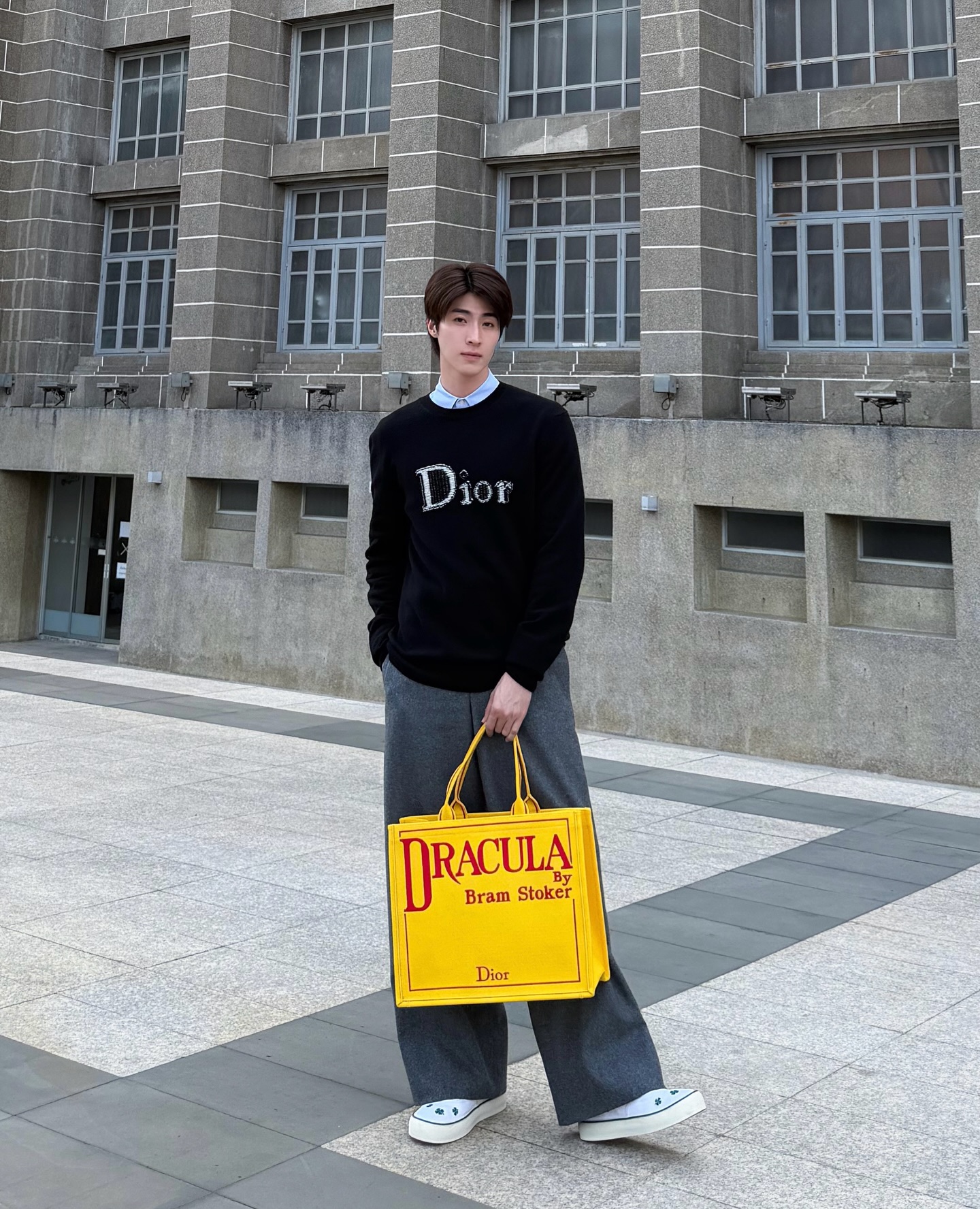 บลู - พงศ์ทิวัตถ์ ตั้งวันเจริญ