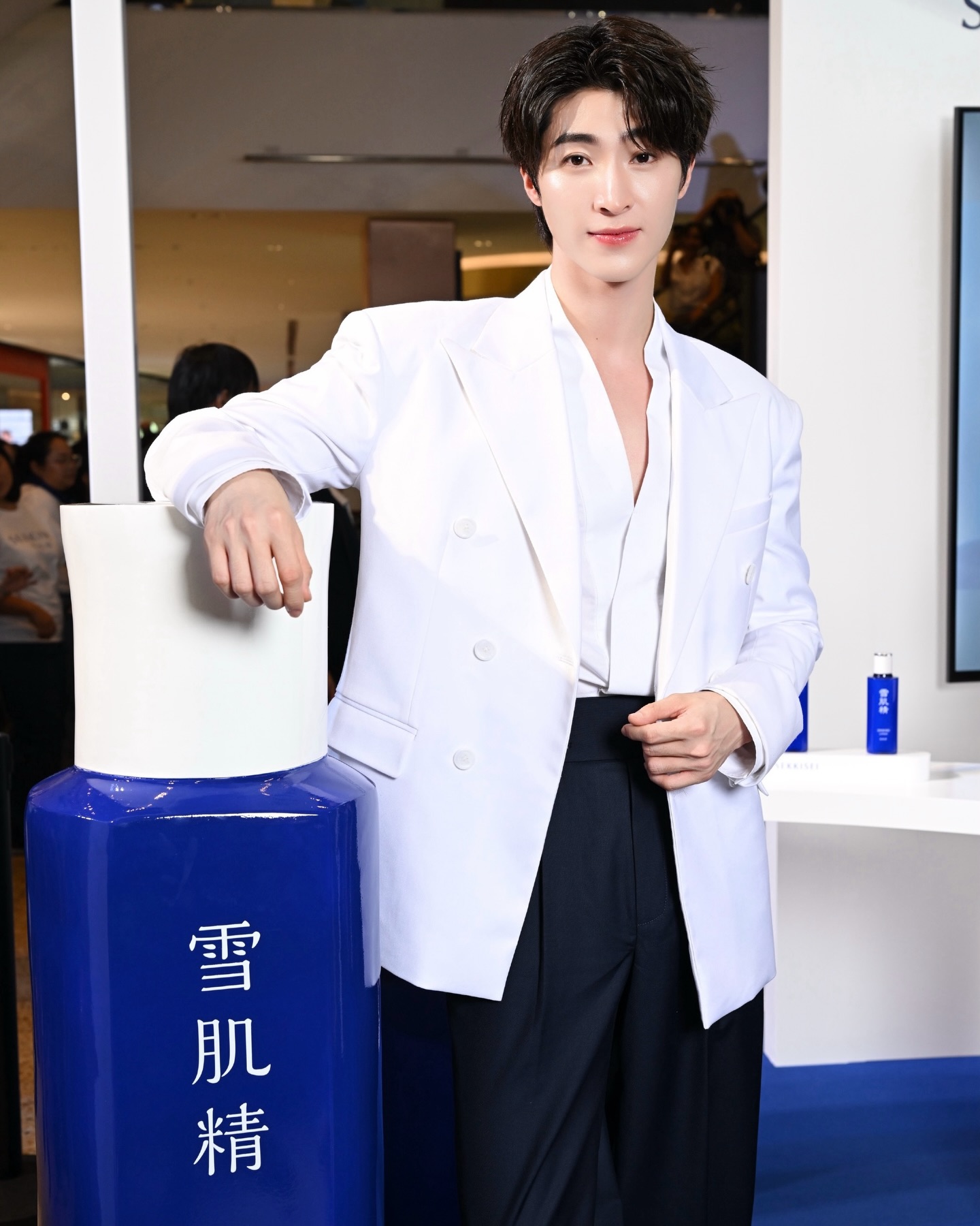 บลู - พงศ์ทิวัตถ์ ตั้งวันเจริญ