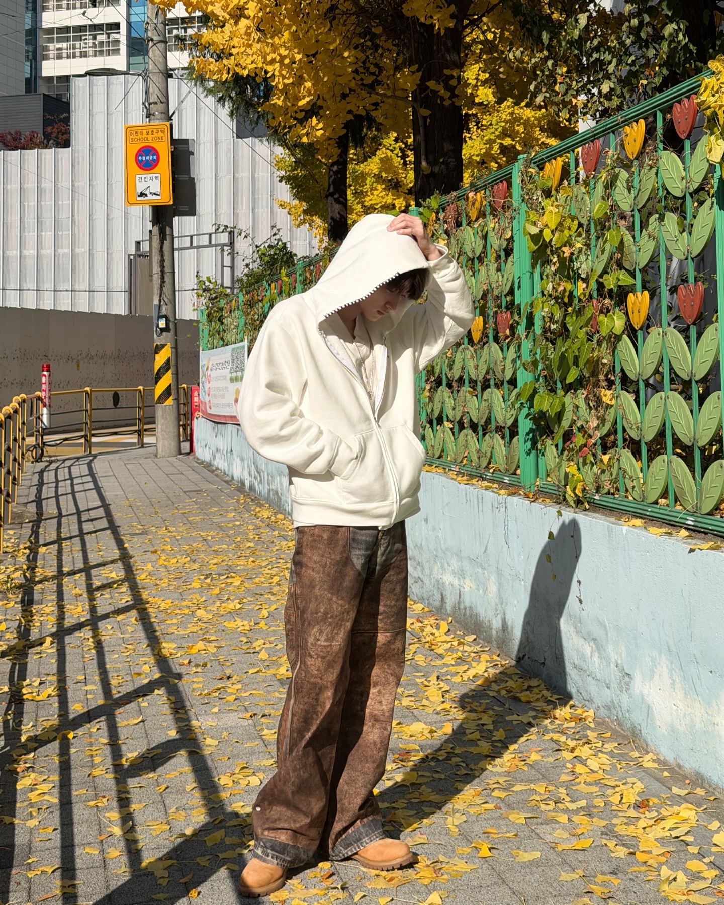 บลู - พงศ์ทิวัตถ์ ตั้งวันเจริญ