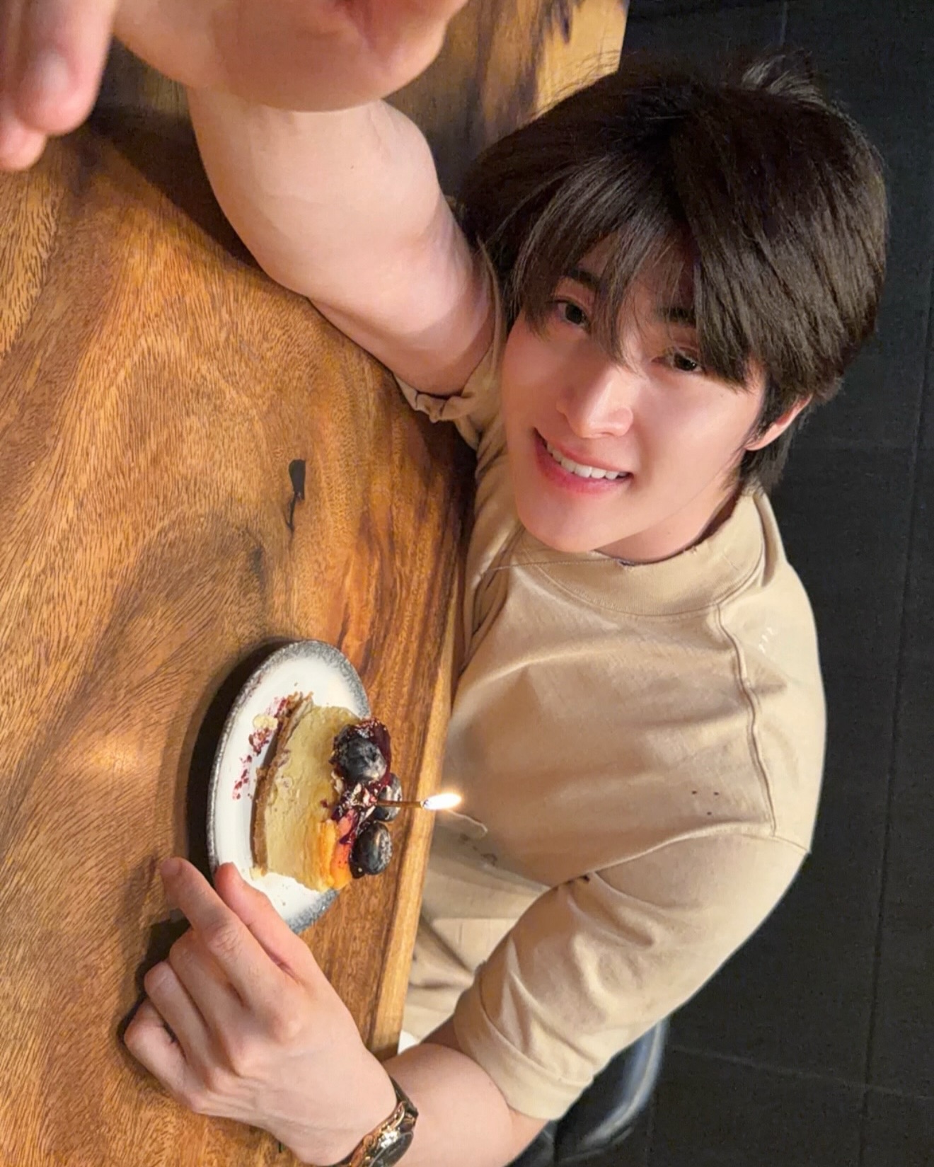 บลู - พงศ์ทิวัตถ์ ตั้งวันเจริญ