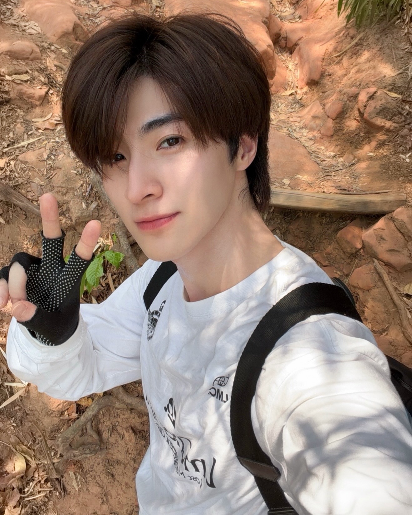 บลู - พงศ์ทิวัตถ์ ตั้งวันเจริญ