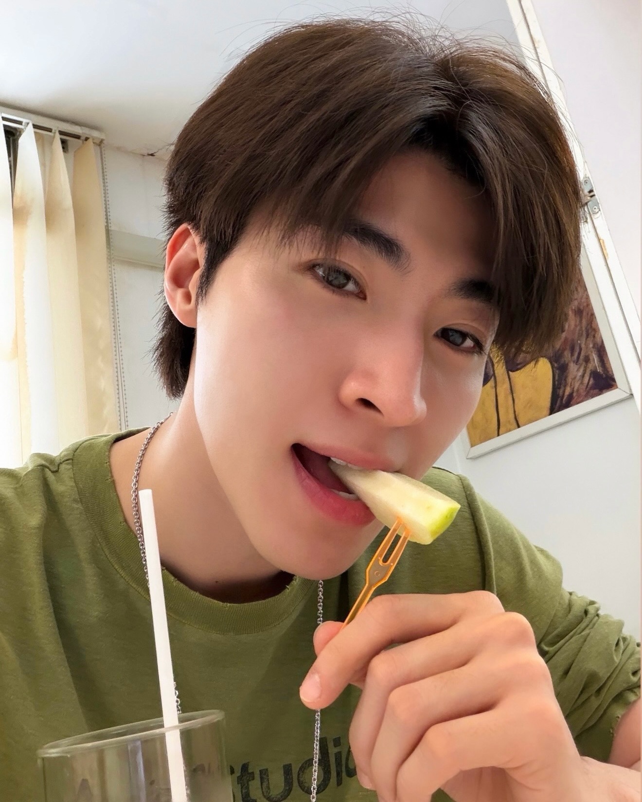 บลู - พงศ์ทิวัตถ์ ตั้งวันเจริญ