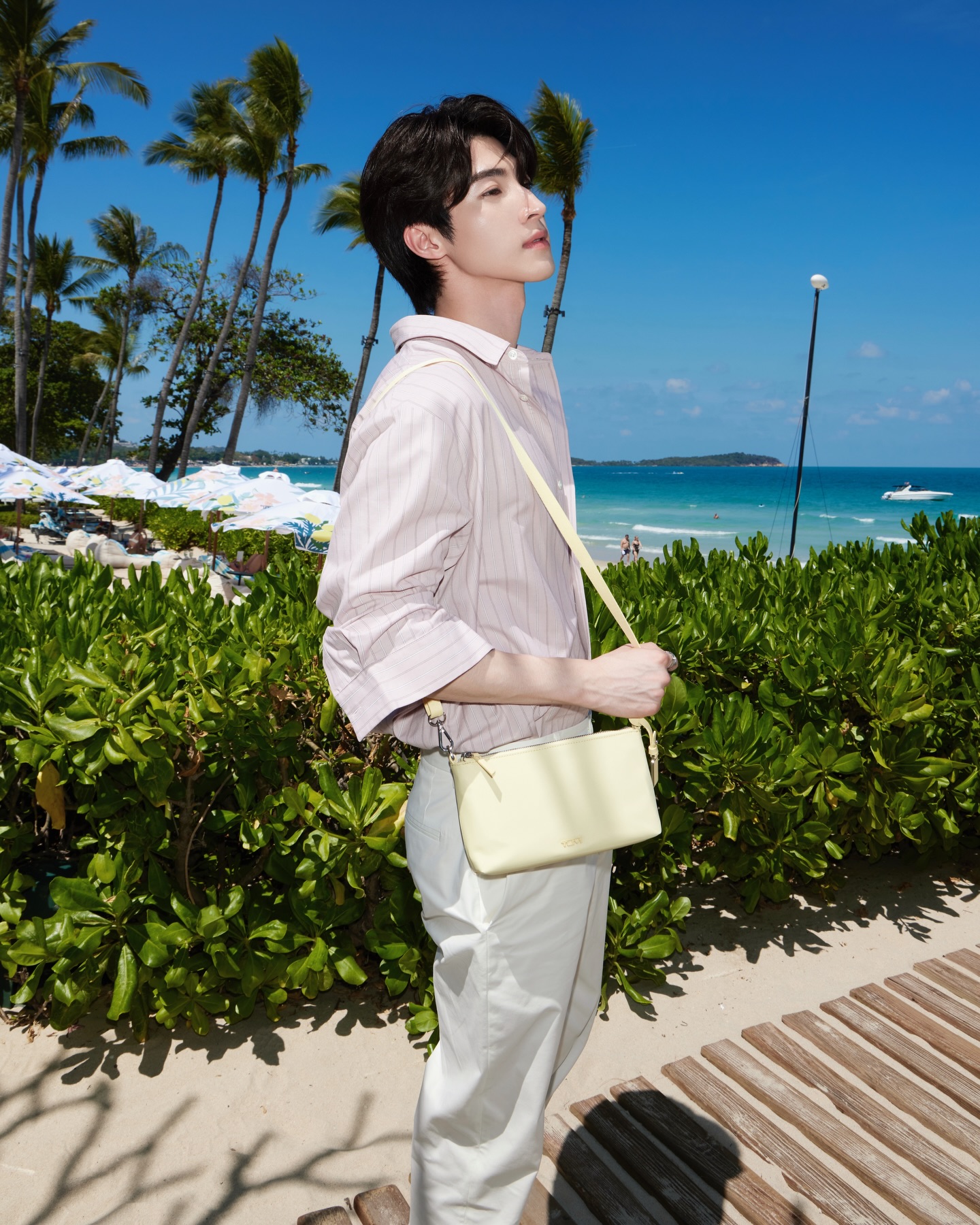 บลู - พงศ์ทิวัตถ์ ตั้งวันเจริญ