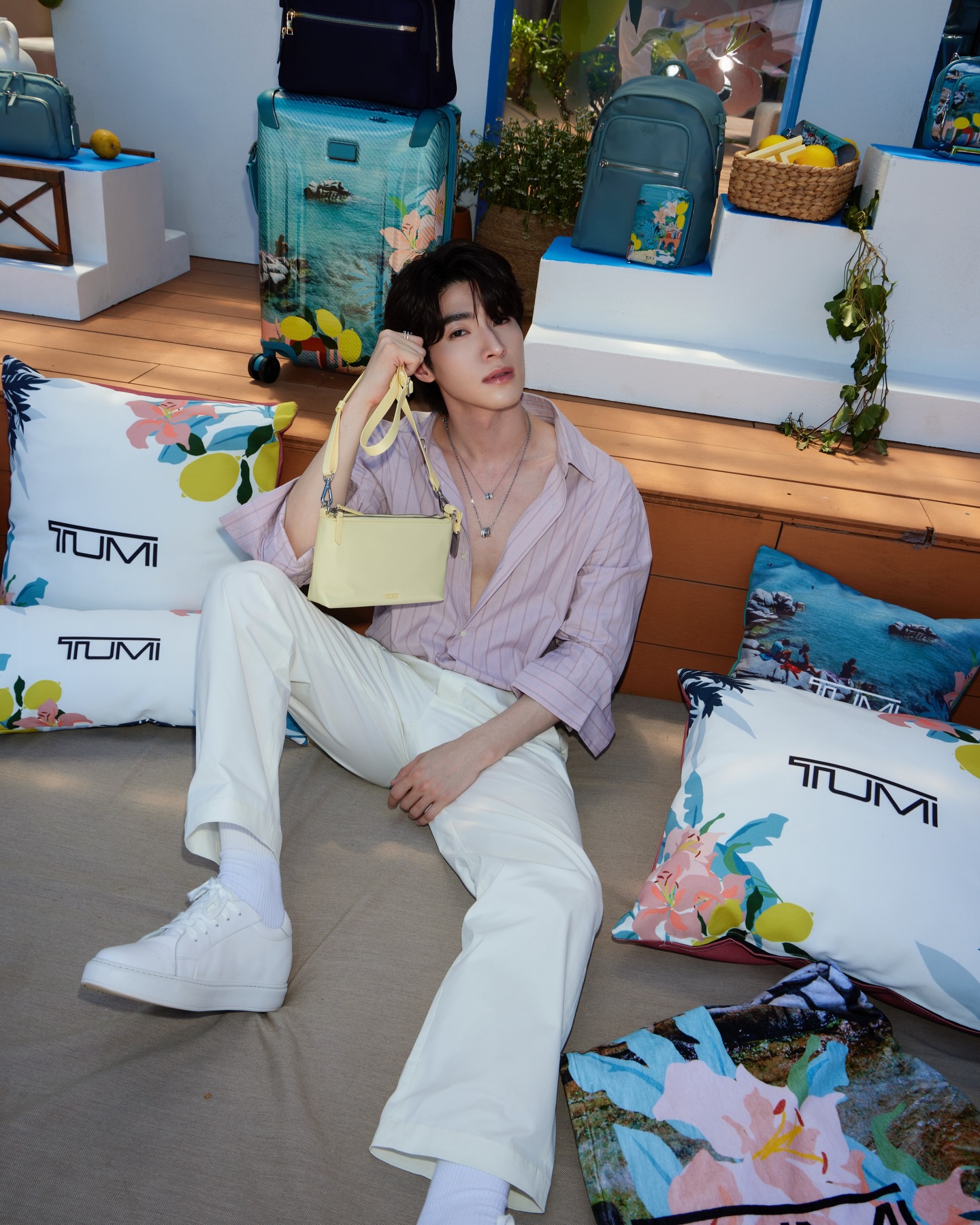 บลู - พงศ์ทิวัตถ์ ตั้งวันเจริญ