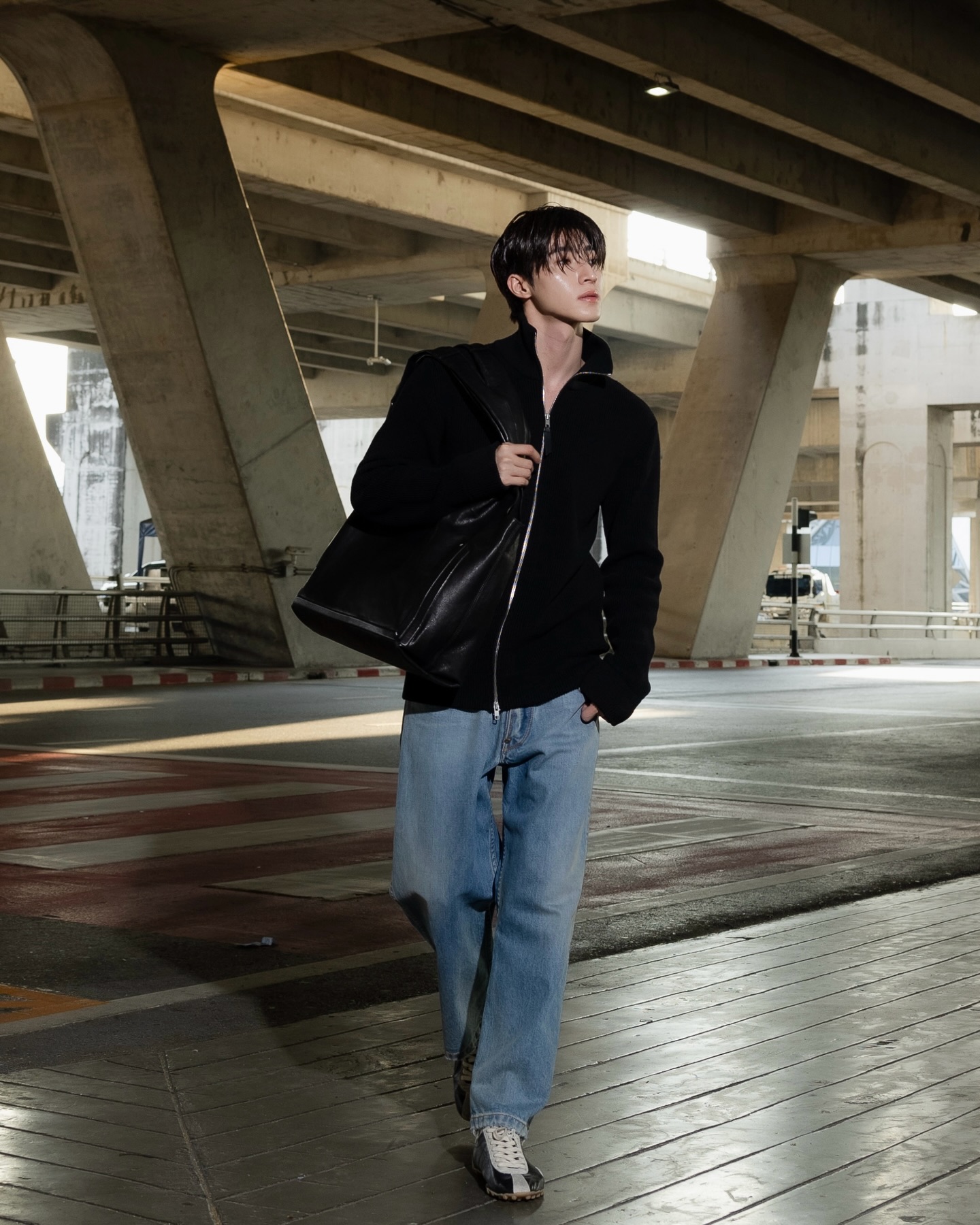 บลู - พงศ์ทิวัตถ์ ตั้งวันเจริญ