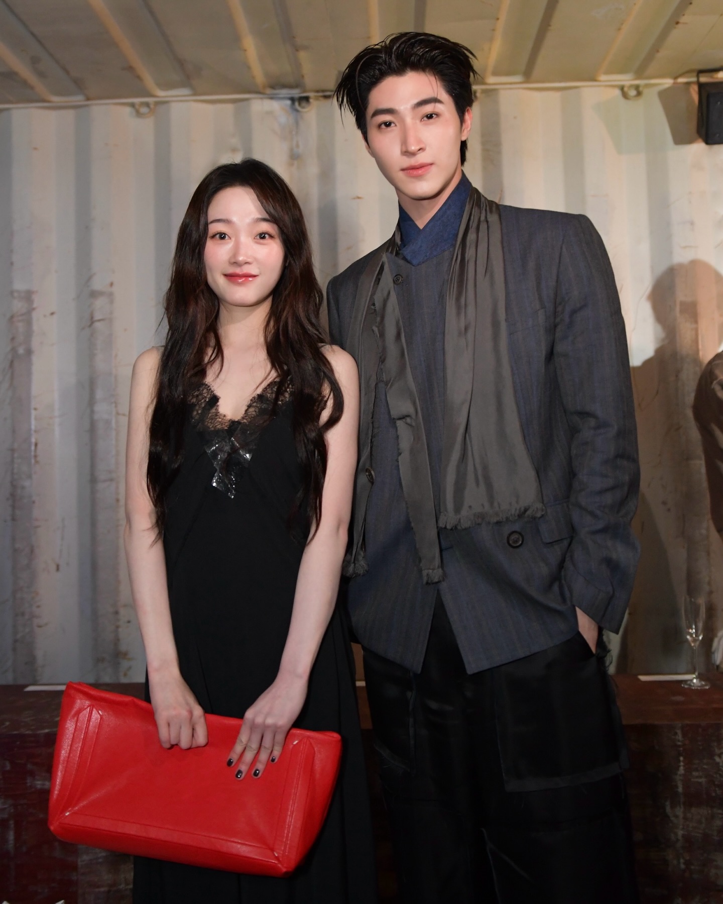 บลู - พงศ์ทิวัตถ์ ตั้งวันเจริญ