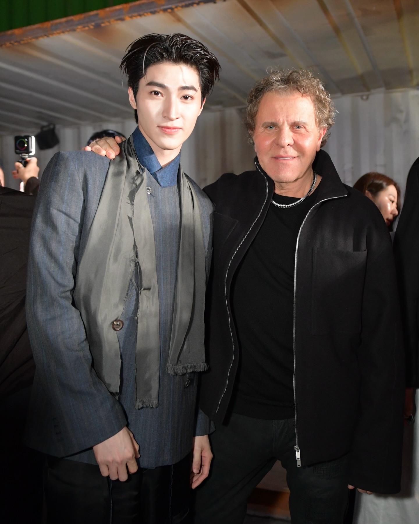 บลู - พงศ์ทิวัตถ์ ตั้งวันเจริญ