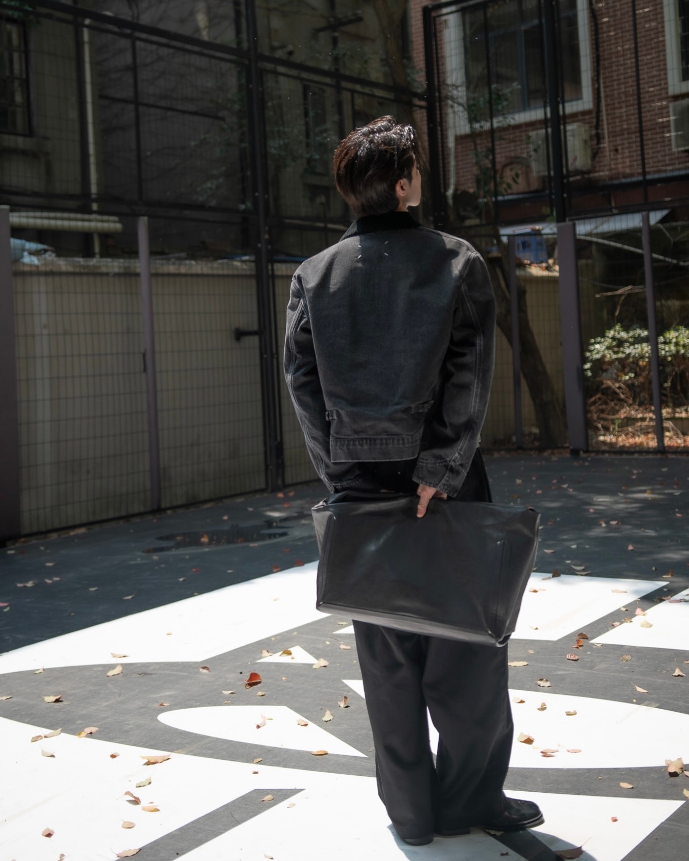 บลู - พงศ์ทิวัตถ์ ตั้งวันเจริญ