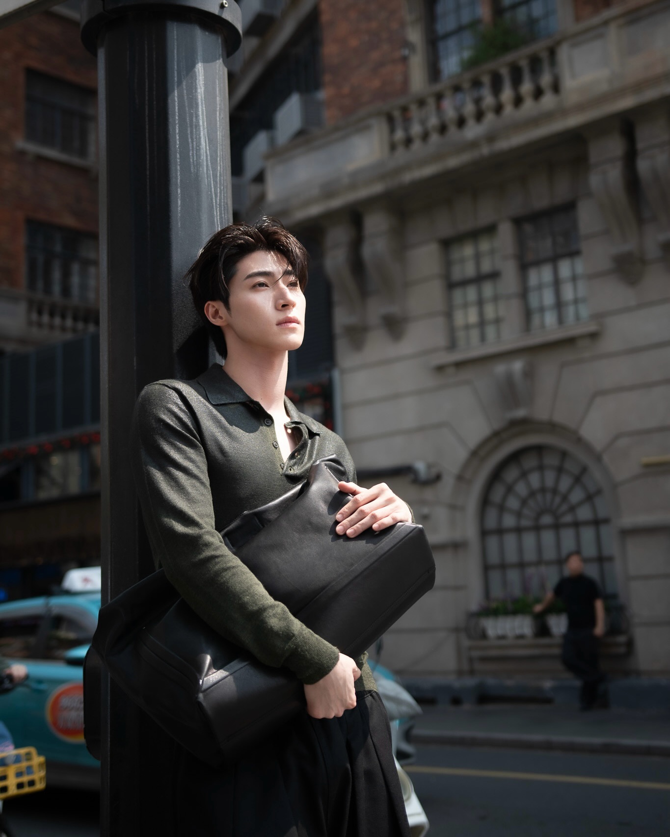 บลู - พงศ์ทิวัตถ์ ตั้งวันเจริญ