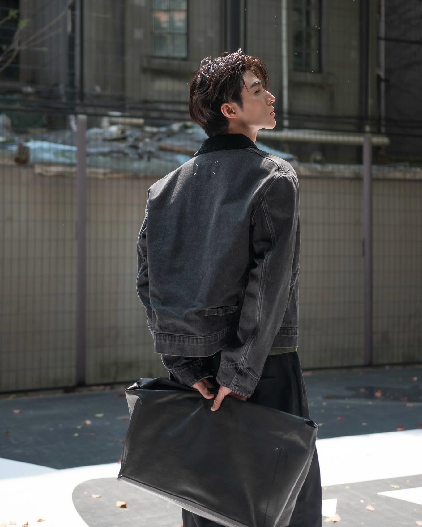 บลู - พงศ์ทิวัตถ์ ตั้งวันเจริญ