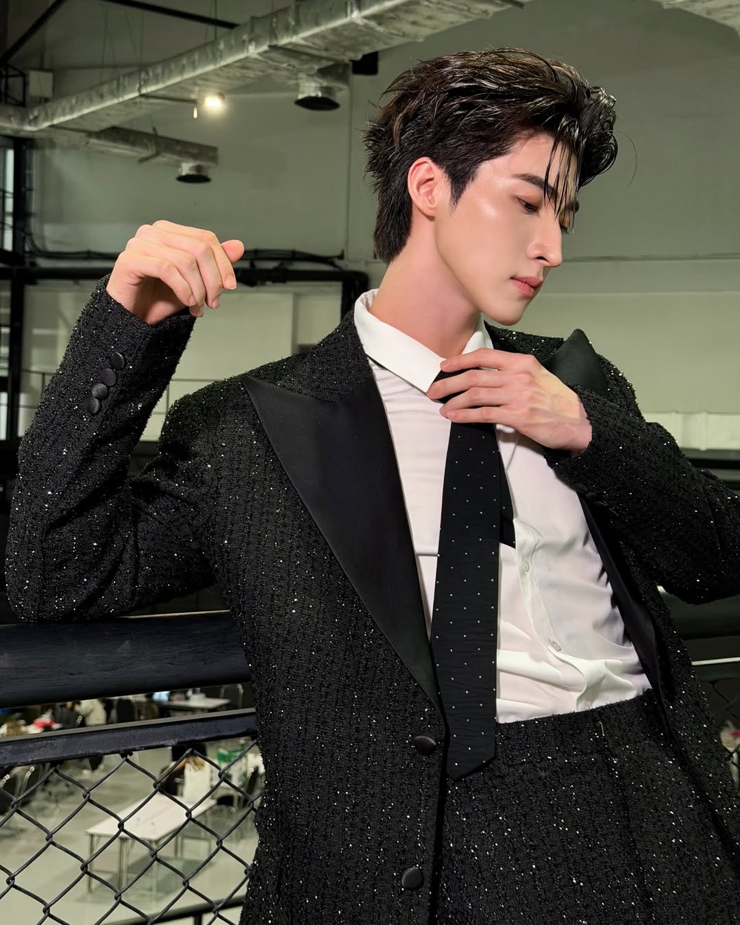 บลู - พงศ์ทิวัตถ์ ตั้งวันเจริญ