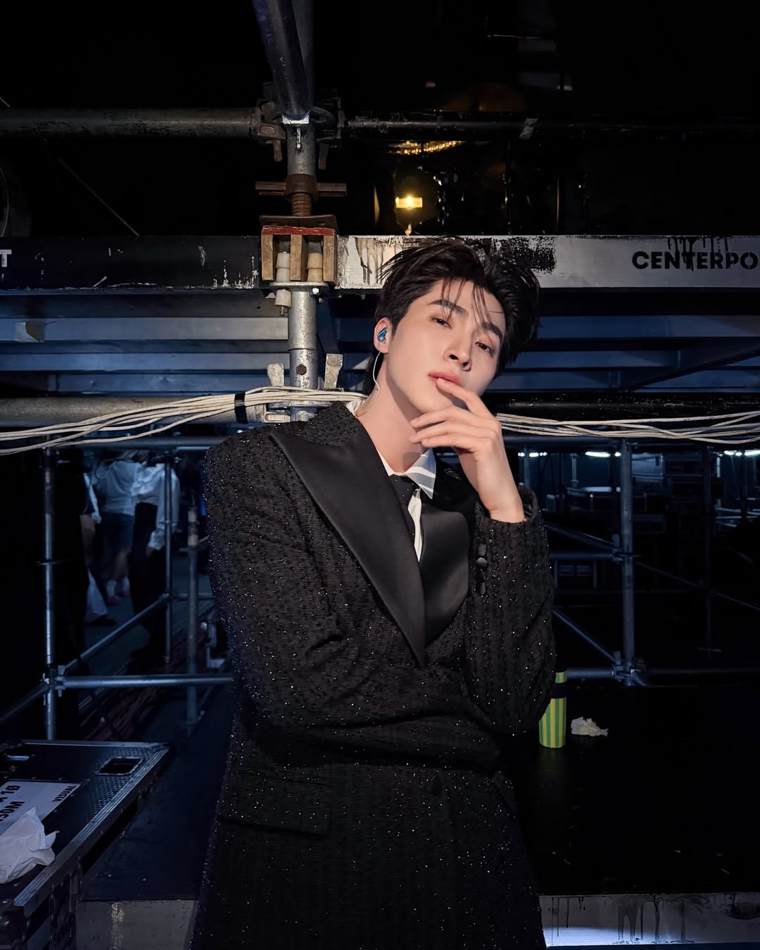 บลู - พงศ์ทิวัตถ์ ตั้งวันเจริญ